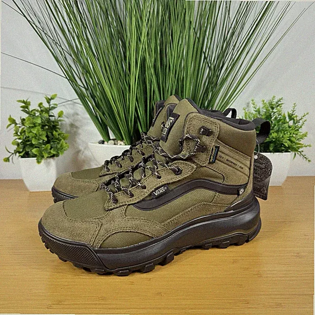 Vans UltraRange EXO Hi MTE 2 NBY Hiking Trek Snow Boots Waterproof Mens Size 8