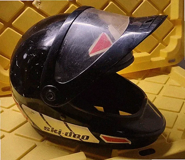 Vintage Bell Skidoo HELMET Mens Large ATV Snowmobile Full Face Mask Black